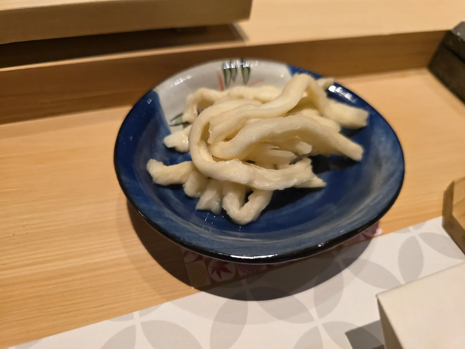 姫沙羅で提供された白い野菜の箸休め