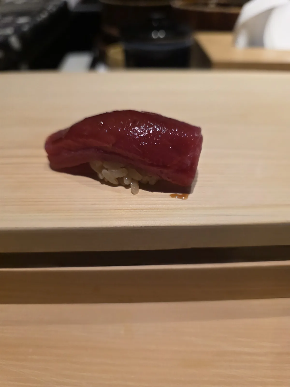姫沙羅で味わったまぐろの握り