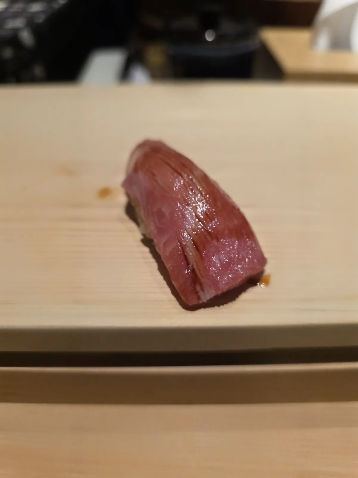 姫沙羅で提供されたまぐろを使った握り