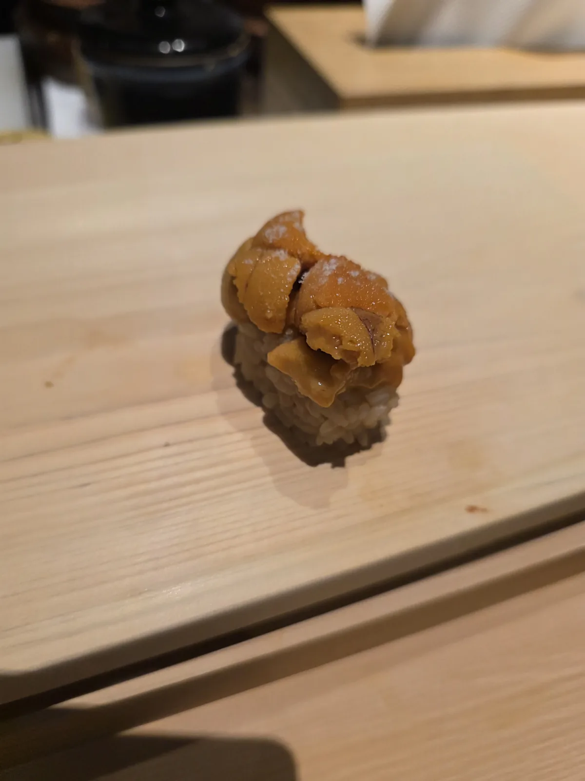 姫沙羅で味わったうにの握り