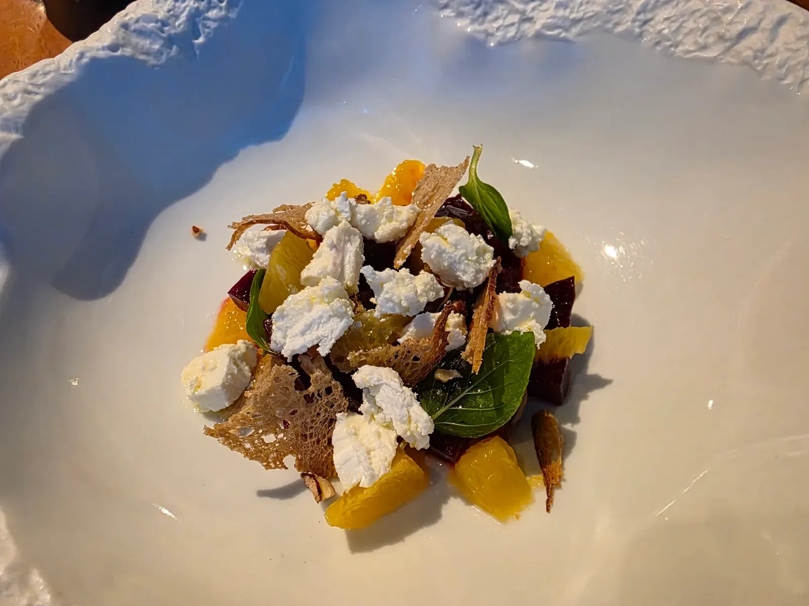 Ocean Restaurantのランチで提供された彩りのよい一皿