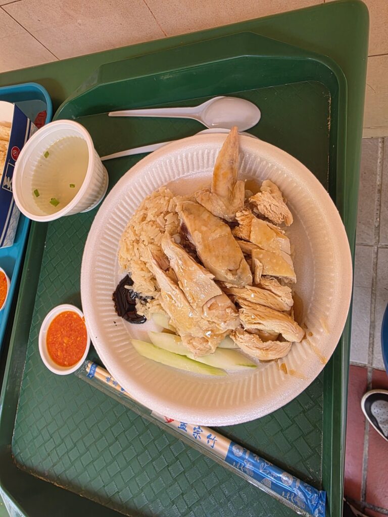 Maxwell Food Centreの海南チキンライス