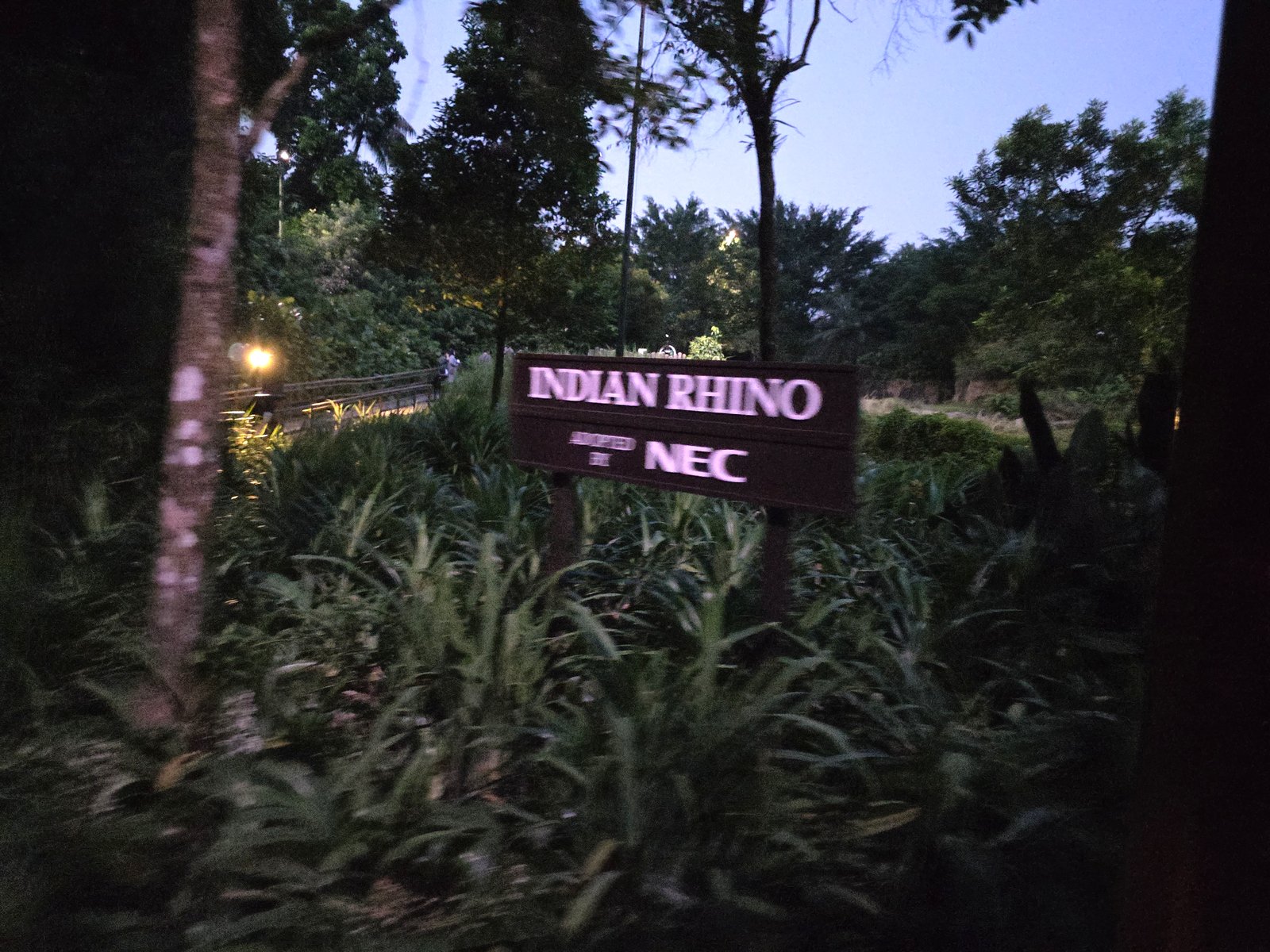 ナイトサファリのIndian Rhinoエリアの案内板
