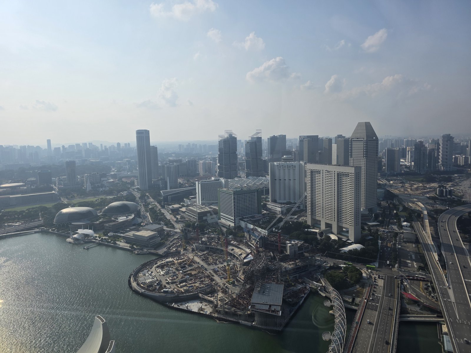 SkyParkから見たシンガポール市街地とマリーナベイ