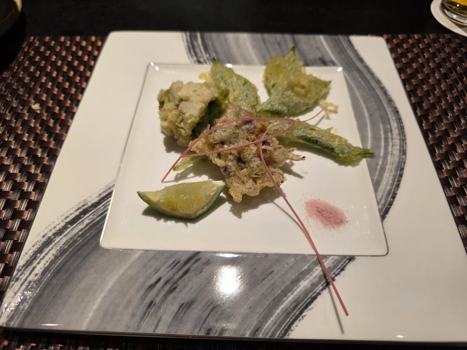 翠嶺の和会席で提供された揚げ物