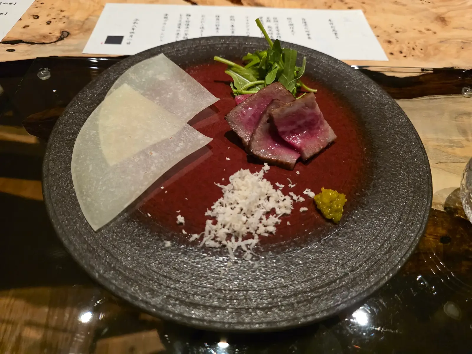 匿 玄のコースで提供された肉料理