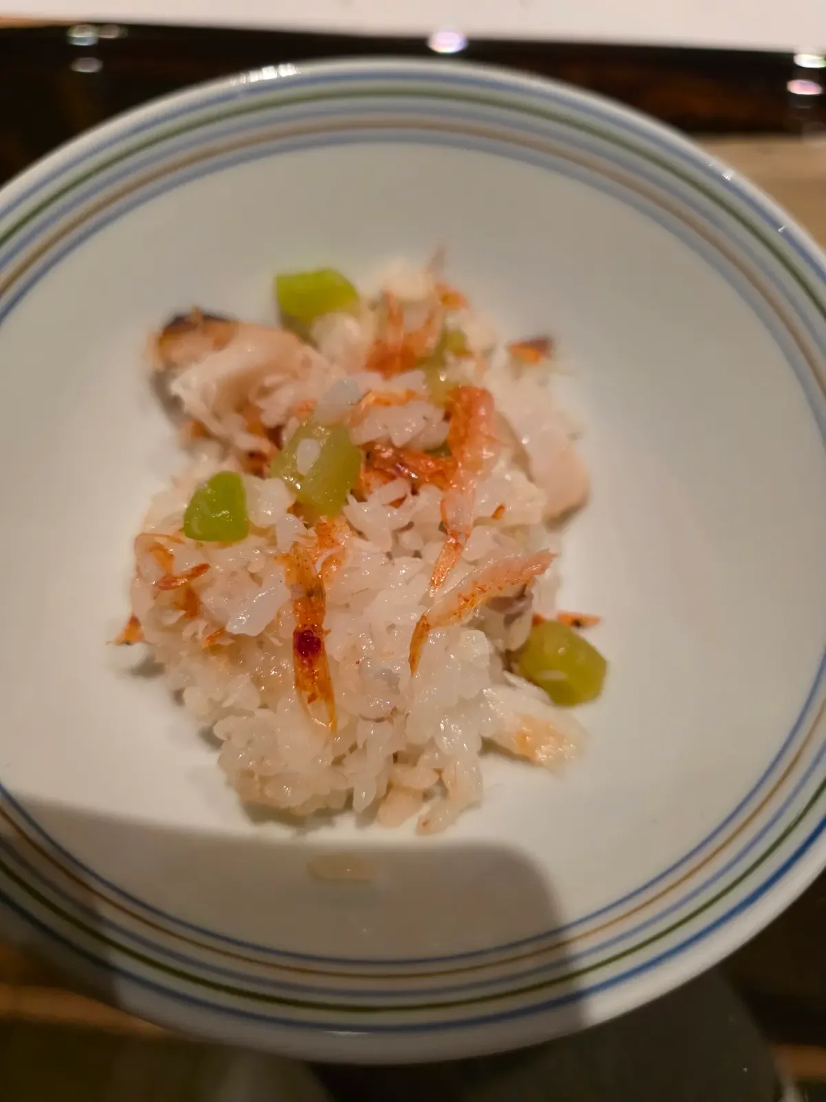 匿 玄で提供された蟹と桜海老の釜飯
