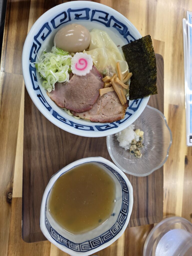 富山・らぁ麺 桔梗の冷やし貝出汁もりそば