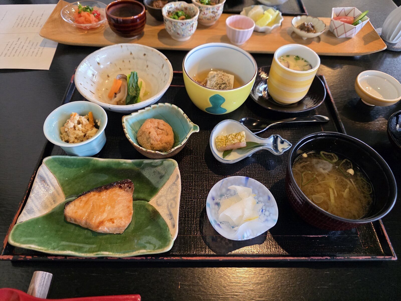 リバーリトリート雅樂倶の朝食のお膳