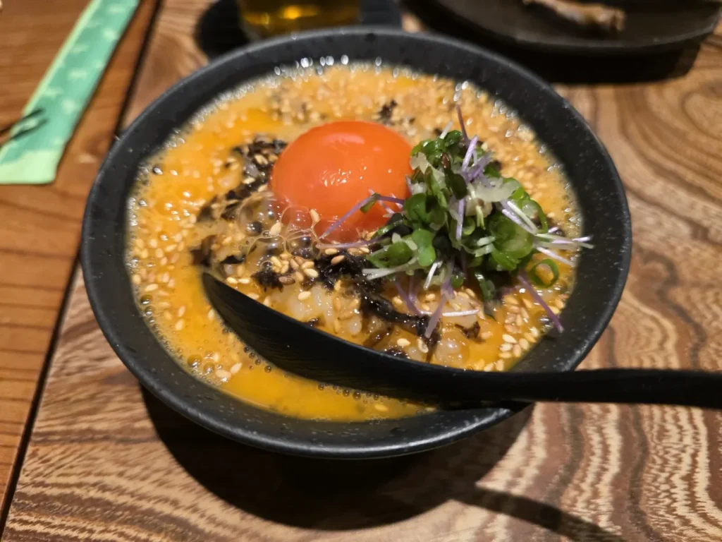 やき鳥 卍郎で締めに味わった卵料理