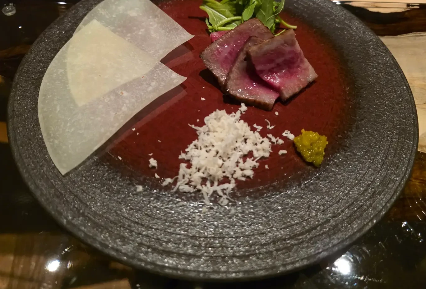 匿 玄のコースで提供された肉料理