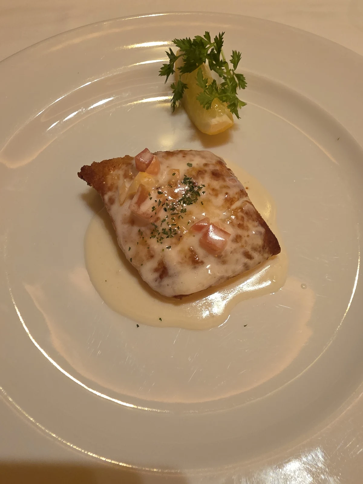 ベンジャミンステーキハウス京都のコースの魚料理