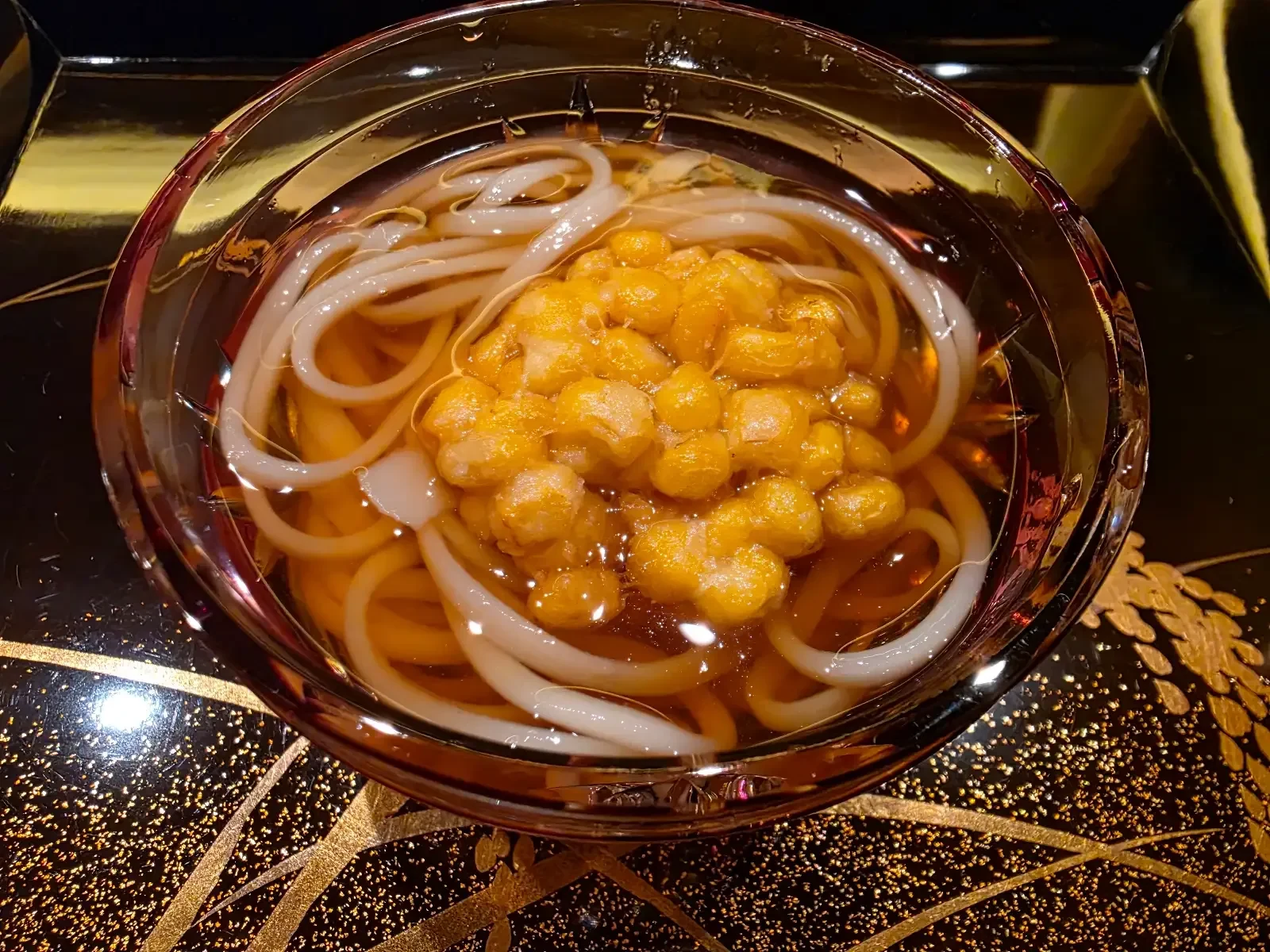 海老亭別館のおまかせで提供された温かいうどん