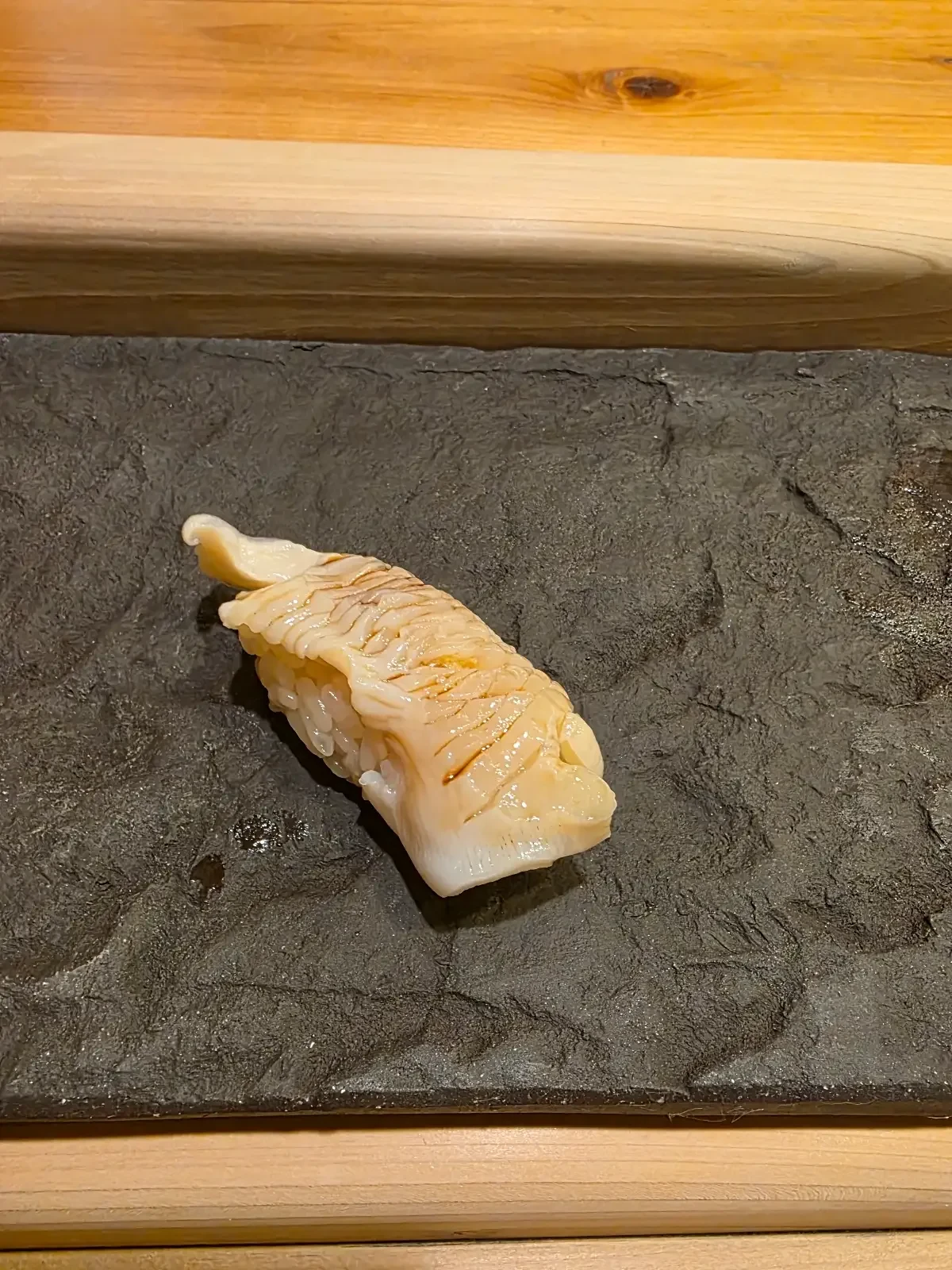 鮨 大門のおまかせで味わった握り 2